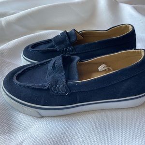 Navy Boys casual shoe, size 10
